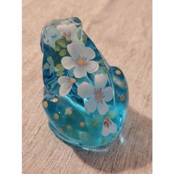 VINTAGE FENTON FROG BLUE GLASS HAND PAINTED FLOWERS Artist Signed D. Wright - Picture 10 of 10